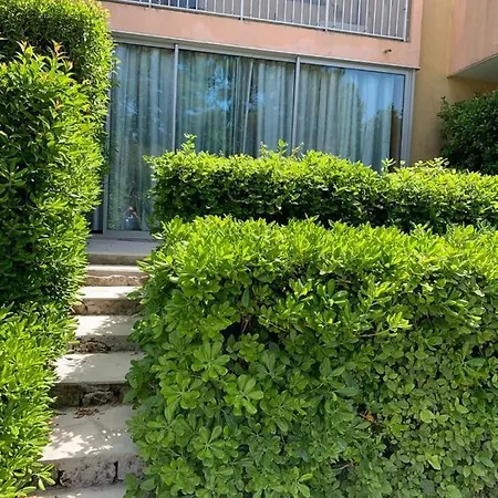 Διαμέρισμα Cosy Avec Jardin Privatif Et Wifi Fréjus